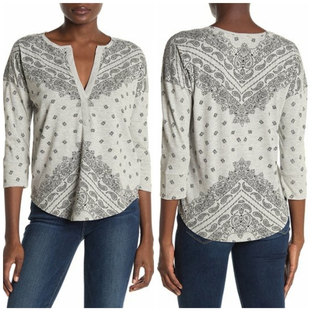 Lucky Brand V-Neck Quarter Sleeve Top
